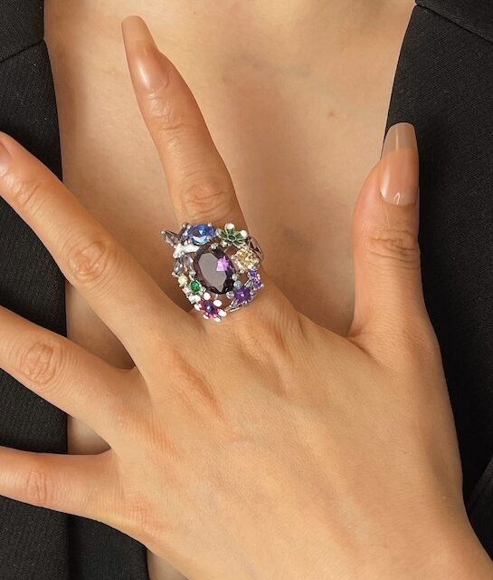 BAOSHINA LUXURY PURPLE FLOWER ZIRCON